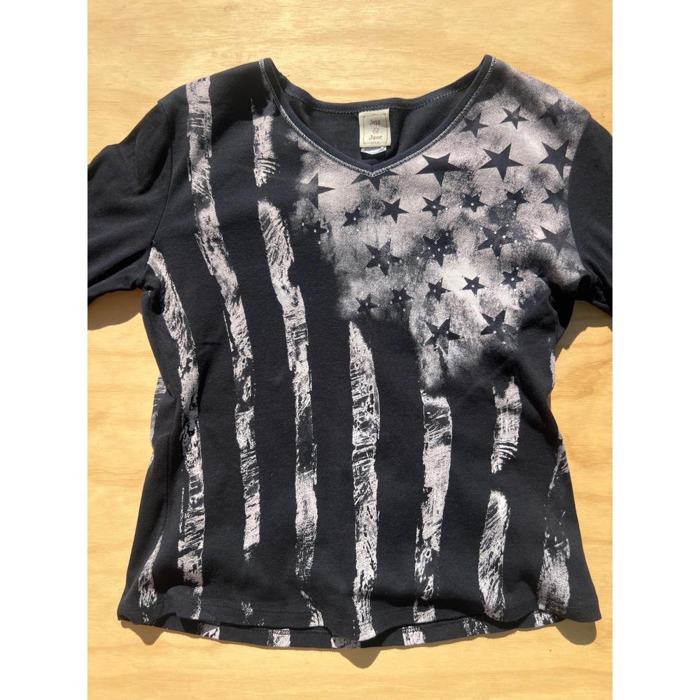 Jess & Jane Old Glory American Flag Top Black V-Neck 3/4 Sleeve Small 15-730